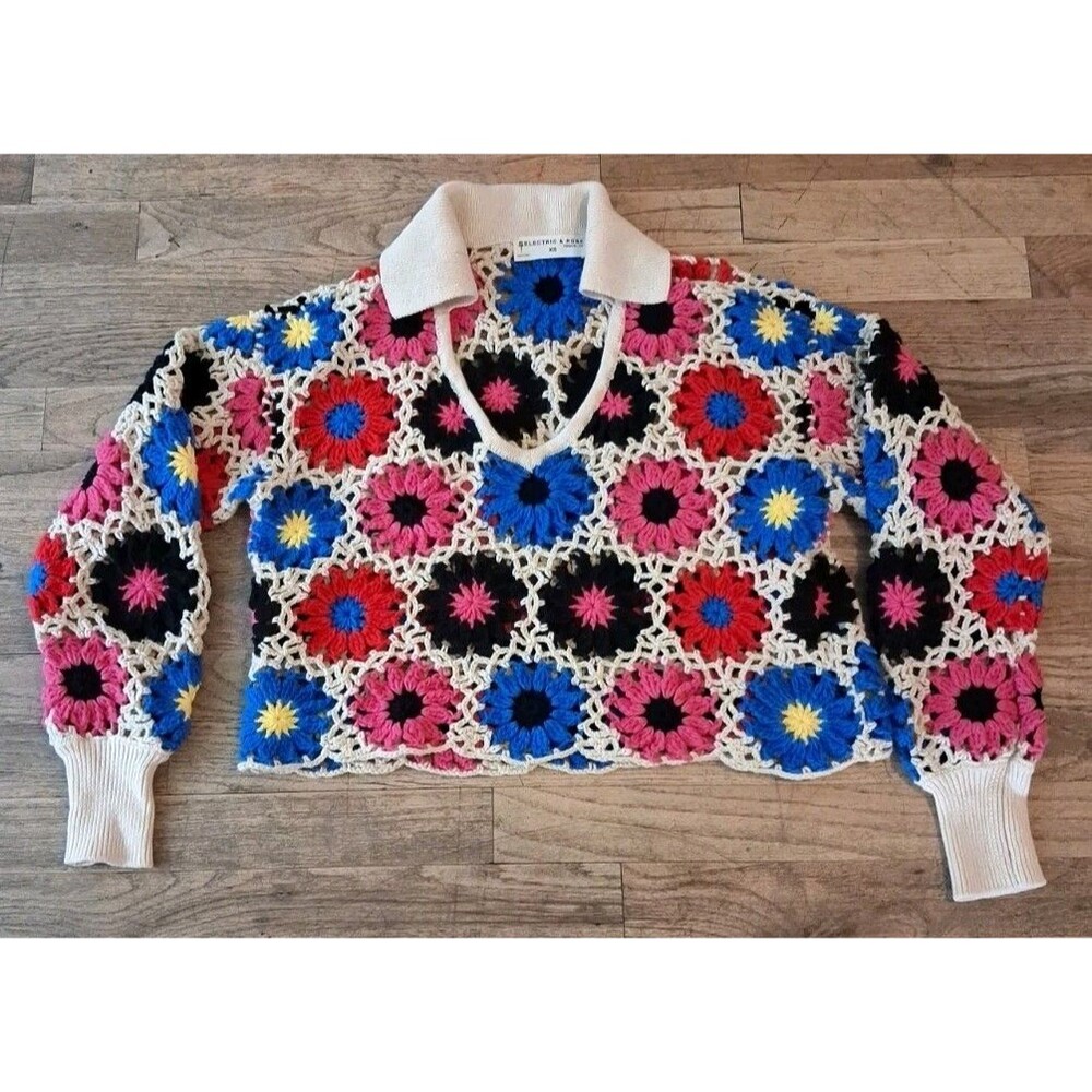 Electric & Rose Vera Crochet Floral Collared Crop Top BOHO
